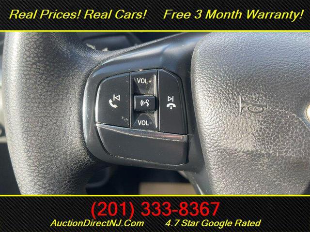 Photo of 2022 White Ford Transit-350