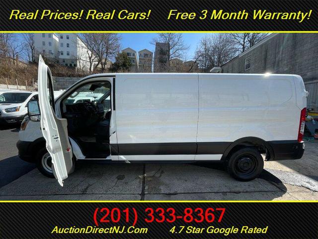 Photo of 2020 White Ford Transit-250