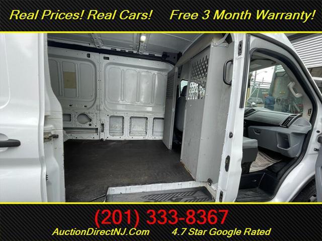 Photo of 2019 White Ford Transit-250