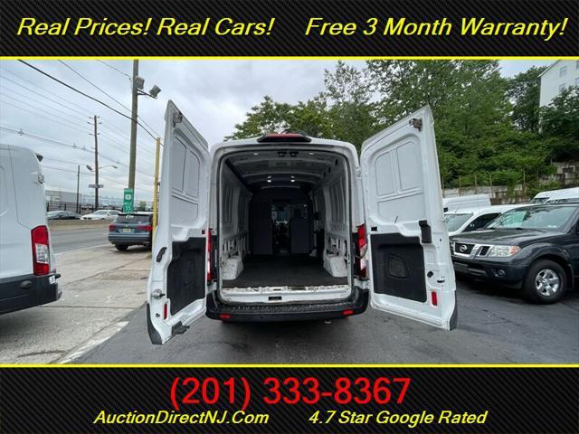 Photo of 2019 White Ford Transit-250