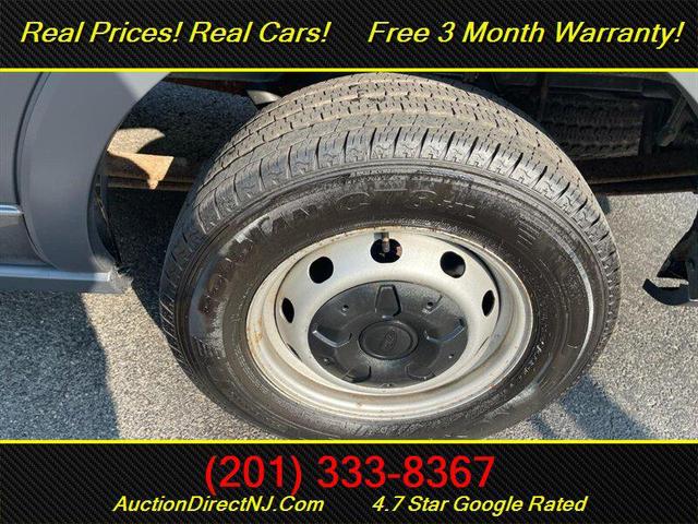 Photo of 2016 Gray Ford Transit-350
