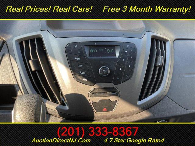 Photo of 2016 Gray Ford Transit-350