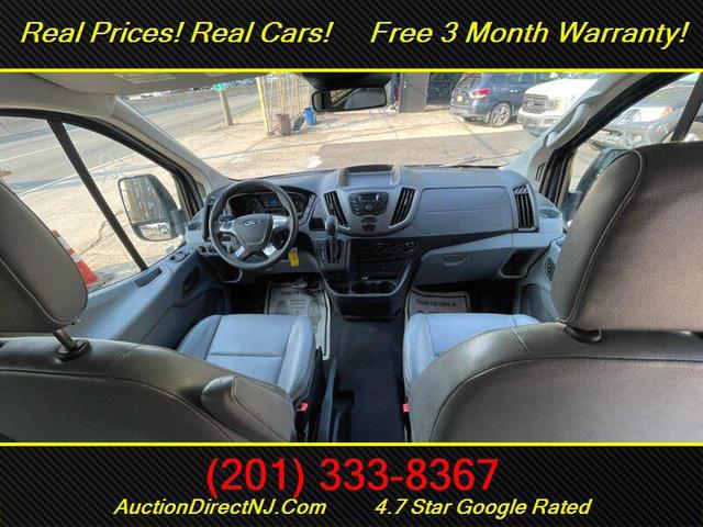 Photo of 2016 Gray Ford Transit-350