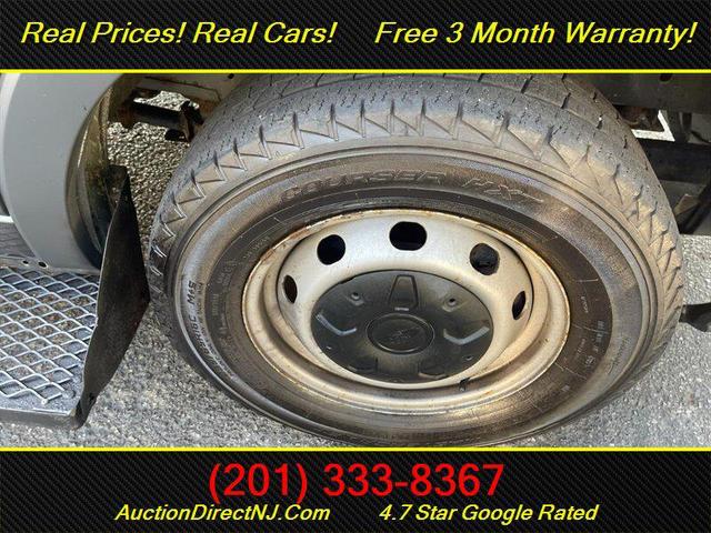 Photo of 2016 Gray Ford Transit-350