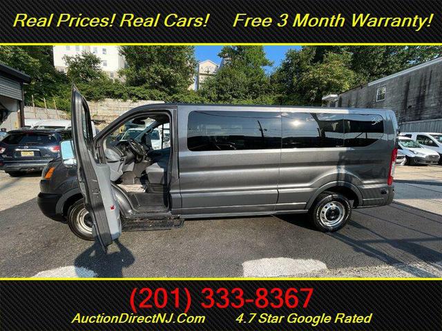 Photo of 2016 Gray Ford Transit-350