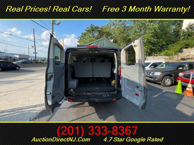 Photo of 2016 Gray Ford Transit-350