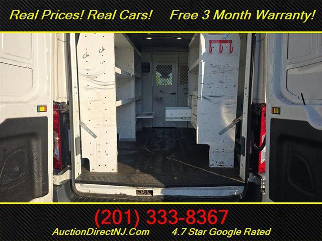 Photo of 2017 White Ford Transit-250