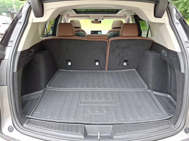 Photo of 2024 Liquid Carbon Metallic Acura RDX