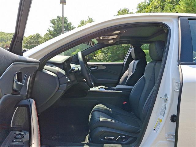 Photo of 2025 Platinum White Pearl Acura TLX