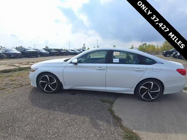Photo of 2019 Platinum White Pearl Honda Accord