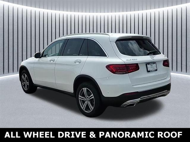 Photo of 2022 White Mercedes-Benz GLC 300
