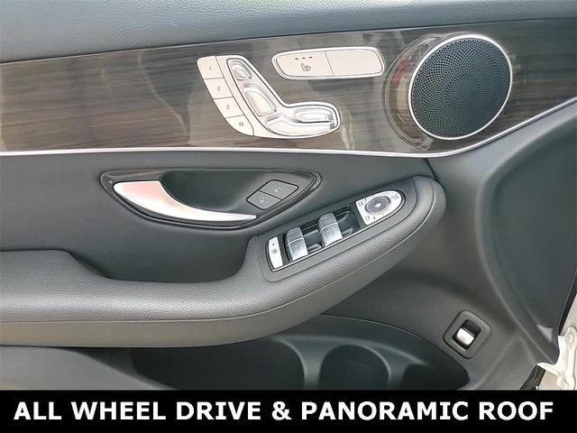 Photo of 2022 White Mercedes-Benz GLC 300