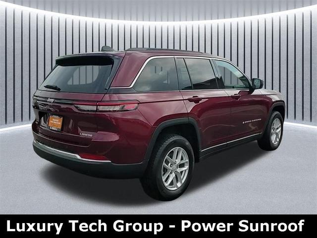 Photo of 2025 Velvet Red Pearlcoat Jeep Grand Cherokee