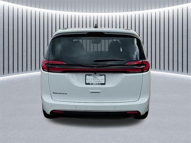 Photo of 2026 Pw7 Chrysler Pacifica