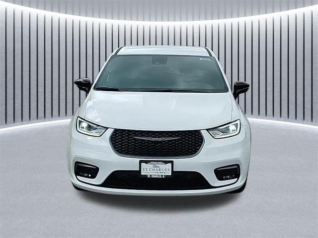 Photo of 2026 Pw7 Chrysler Pacifica