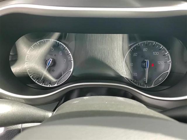 Photo of 2026 Pw7 Chrysler Pacifica