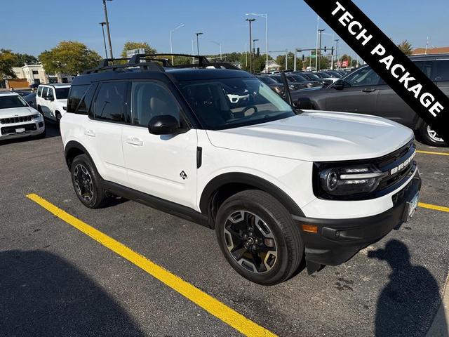 Photo of 2022 Oxford White Ford Bronco Sport