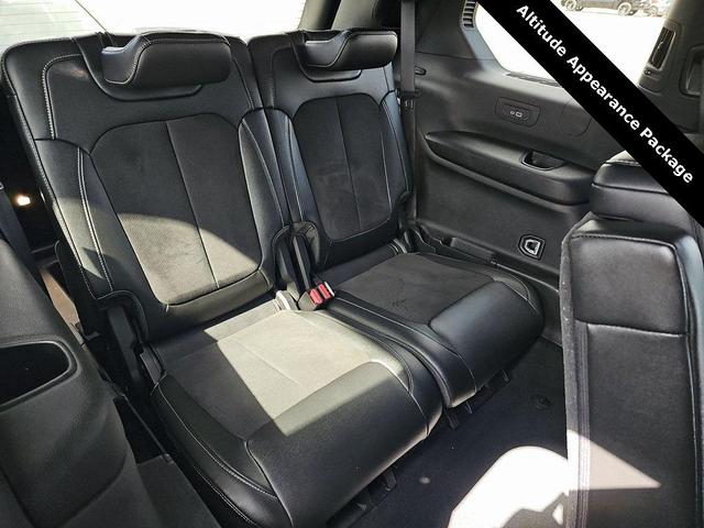 Photo of 2024 Baltic Gray Metallic Clearcoat Jeep Grand Cherokee L
