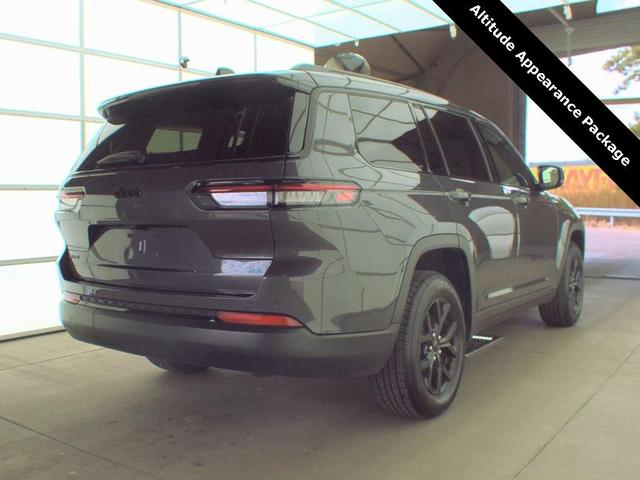 Photo of 2024 Baltic Gray Metallic Clearcoat Jeep Grand Cherokee L