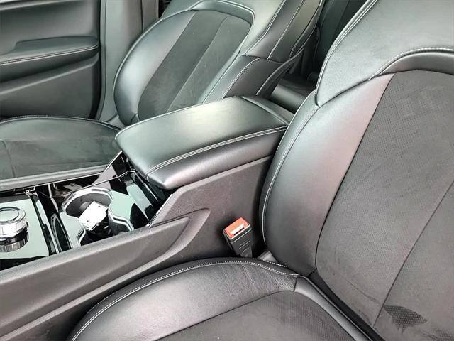 Photo of 2022 Bright White Clearcoat Jeep Grand Cherokee