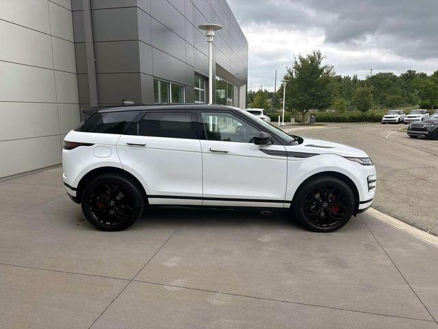 Photo of 2023 Fuji White Land Rover Range Rover Evoque