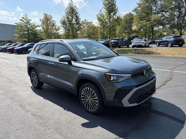 Photo of 2025 Gray Volkswagen Taos