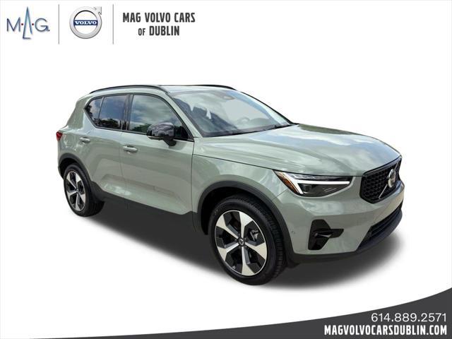 2025 Volvo XC40