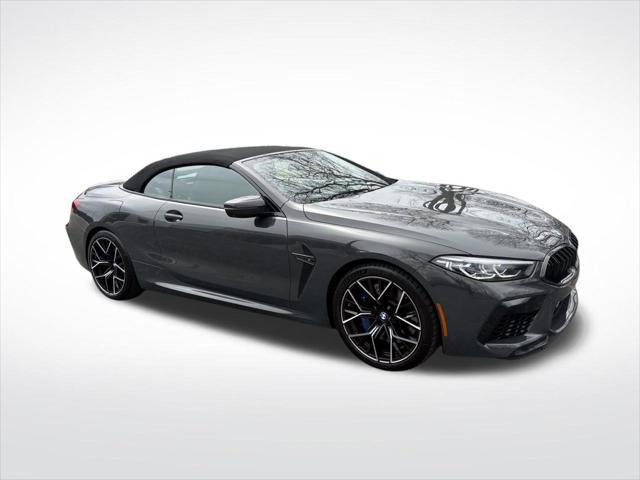 2022 BMW M8