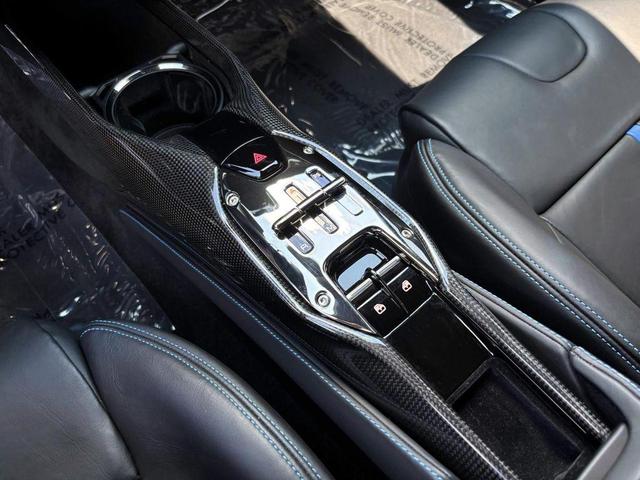 Photo of 2022 Blue Ferrari SF90 Stradale