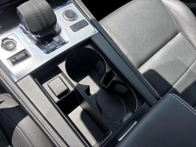 Photo of 2025 Santorini Black Metallic Jaguar F-PACE