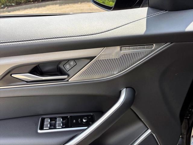 Photo of 2025 Santorini Black Metallic Jaguar F-PACE