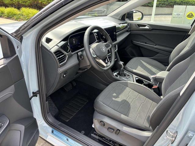 Photo of 2025 Monument Gray w/Deep Black Roof Volkswagen Taos