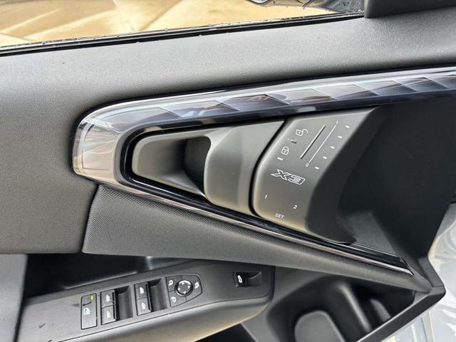 Photo of 2025 Brooklyn Grey Metallic BMW X3