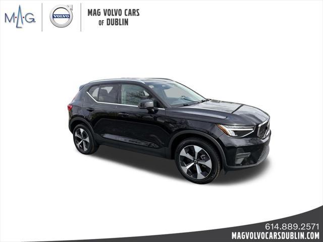 2025 Volvo XC40