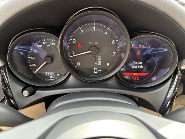 Photo of 2022 Volcano Grey Metallic Porsche Macan