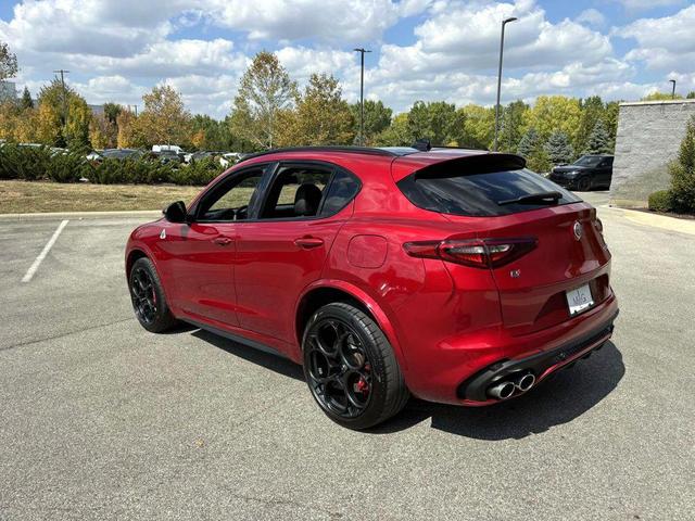 Photo of 2022 Rosso Etna Alfa Romeo Stelvio