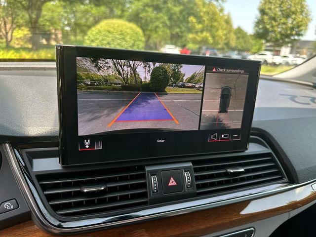 Photo of 2022 Mythos Black Metallic Audi Q5