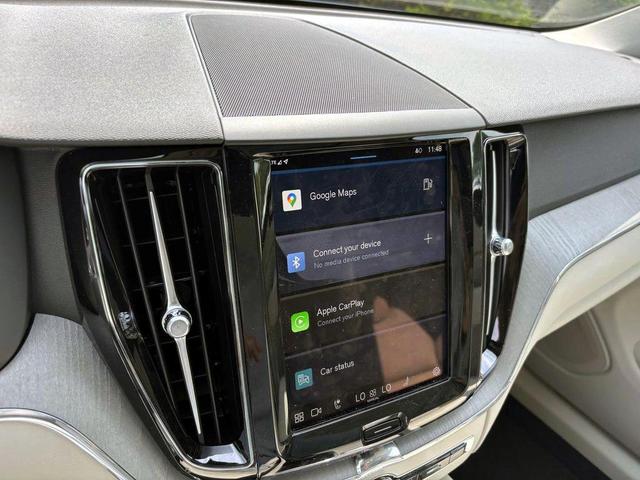 Photo of 2025 Denim Blue Metallic Volvo XC60
