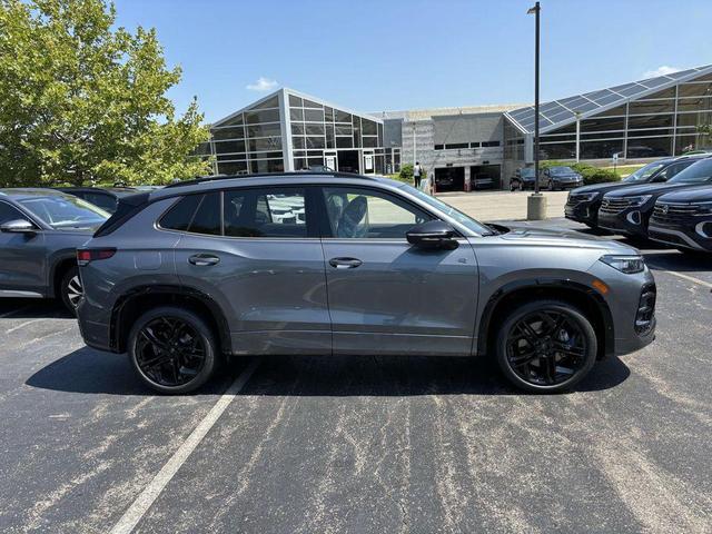 Photo of 2025 Platinum Gray Metallic Volkswagen Tiguan