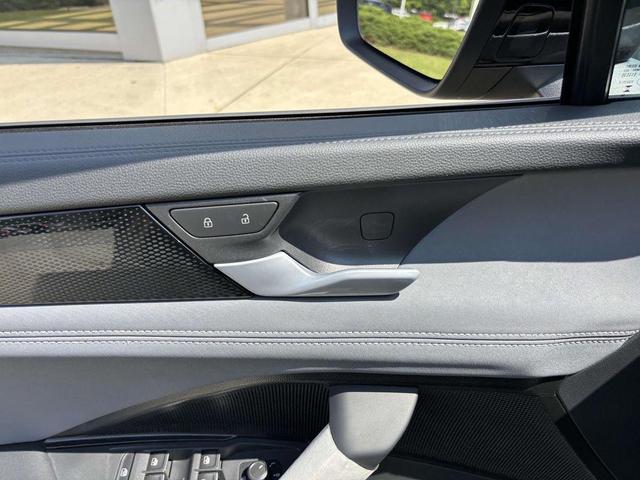 Photo of 2025 Platinum Gray Metallic Volkswagen Tiguan