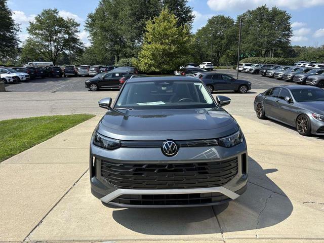 Photo of 2025 Platinum Gray Metallic Volkswagen Tiguan
