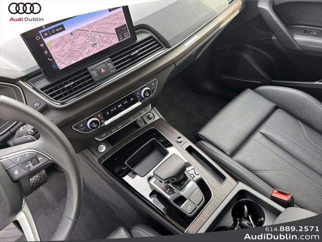 Photo of 2025 Mythos Black Metallic Audi Q5
