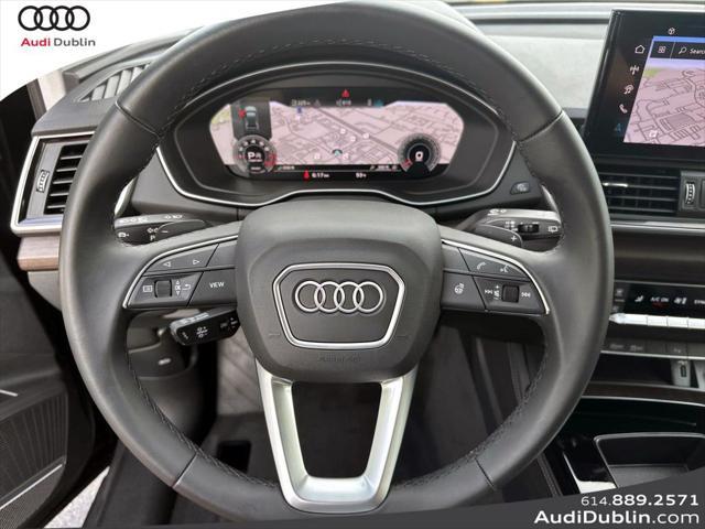 Photo of 2025 Mythos Black Metallic Audi Q5