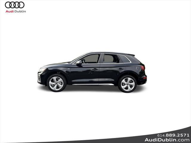 Photo of 2025 Mythos Black Metallic Audi Q5