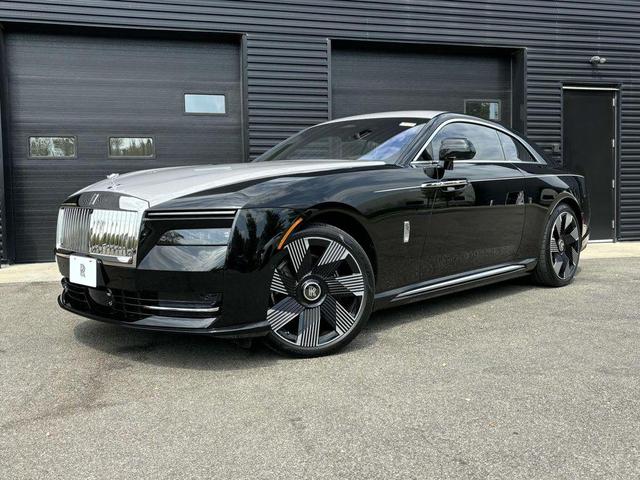 Photo of 2024 Black Diamond Metallic Rolls-Royce Spectre