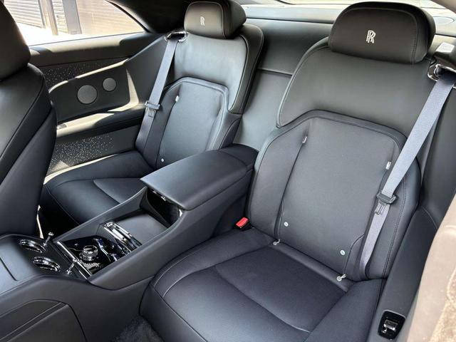 Photo of 2024 Black Diamond Metallic Rolls-Royce Spectre