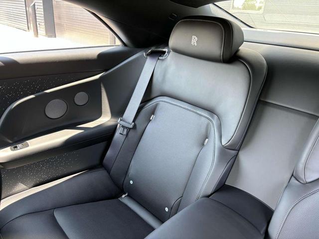 Photo of 2024 Black Diamond Metallic Rolls-Royce Spectre