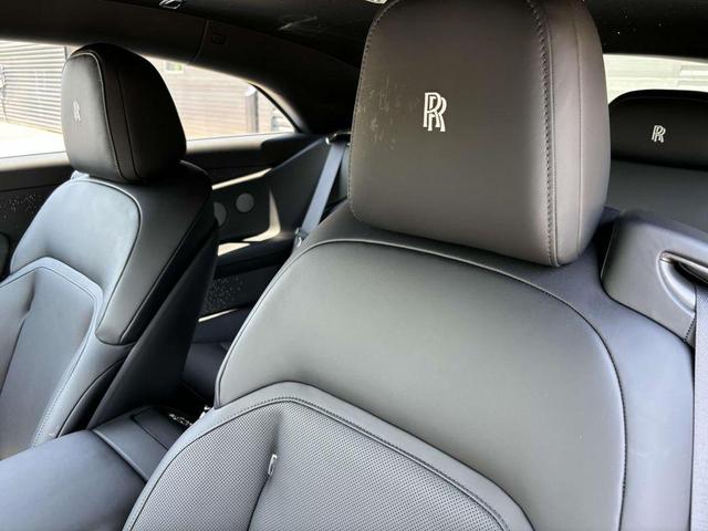 Photo of 2024 Black Diamond Metallic Rolls-Royce Spectre