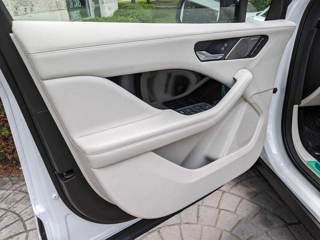 Photo of 2024 Fuji White Jaguar I-PACE