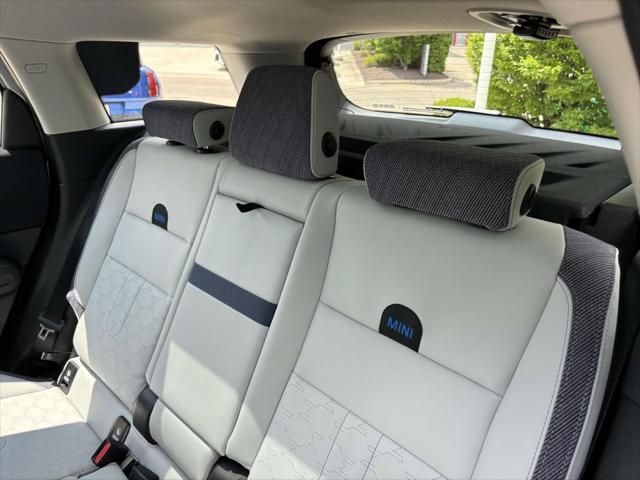 Photo of 2025 Silver MINI Countryman